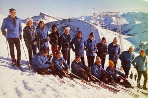Skischule-Geschichte-Gruppe-2
